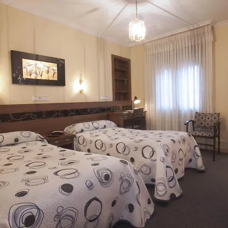 Hotel Castilla 2*