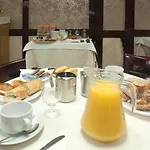 Szálloda Castilla 2*